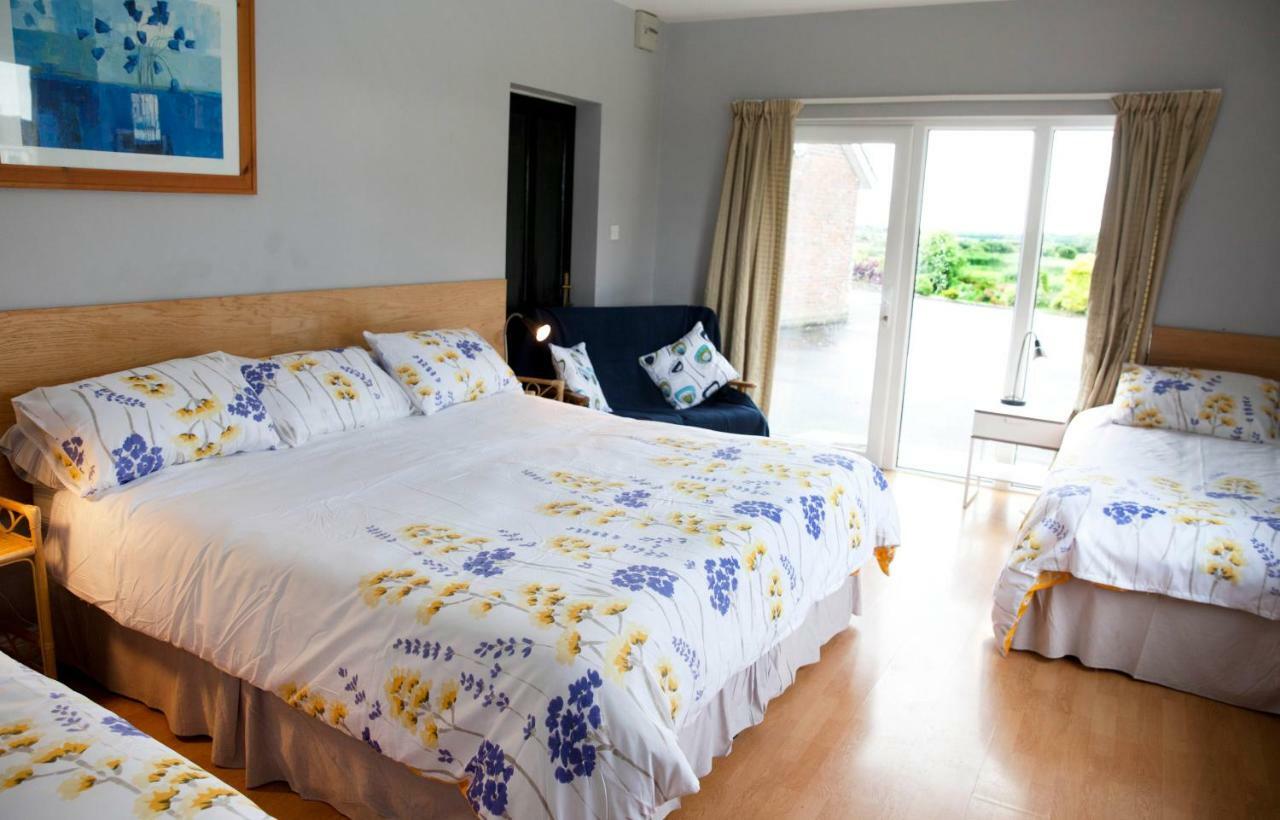 Inny Bay Bed And Breakfast Tang Exteriör bild