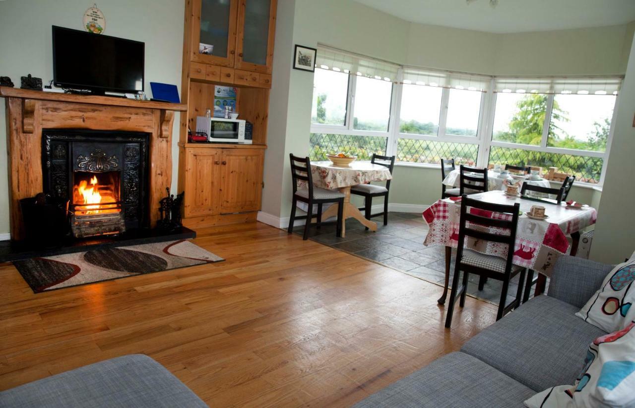Inny Bay Bed And Breakfast Tang Exteriör bild